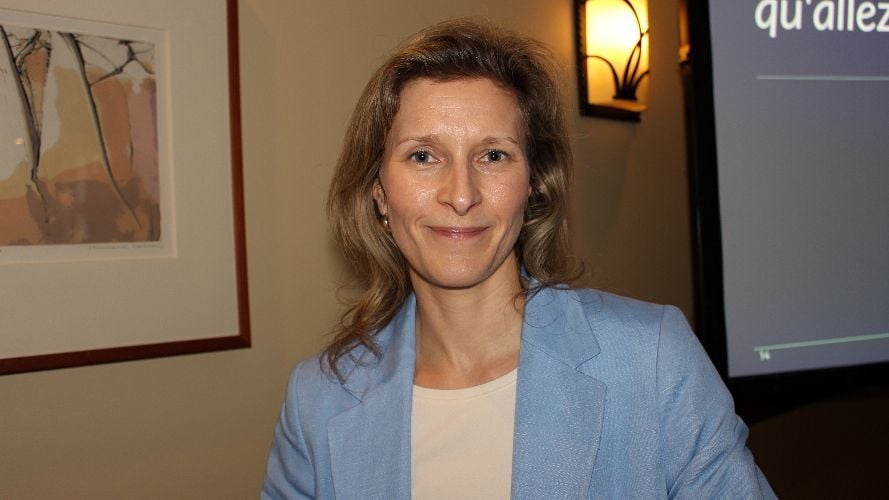 vanessadeschenes-500